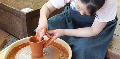 佐渡の伝統工芸 無名異焼 体験 新潟の地域文化を紡ぎ繋げる 新潟文化物語