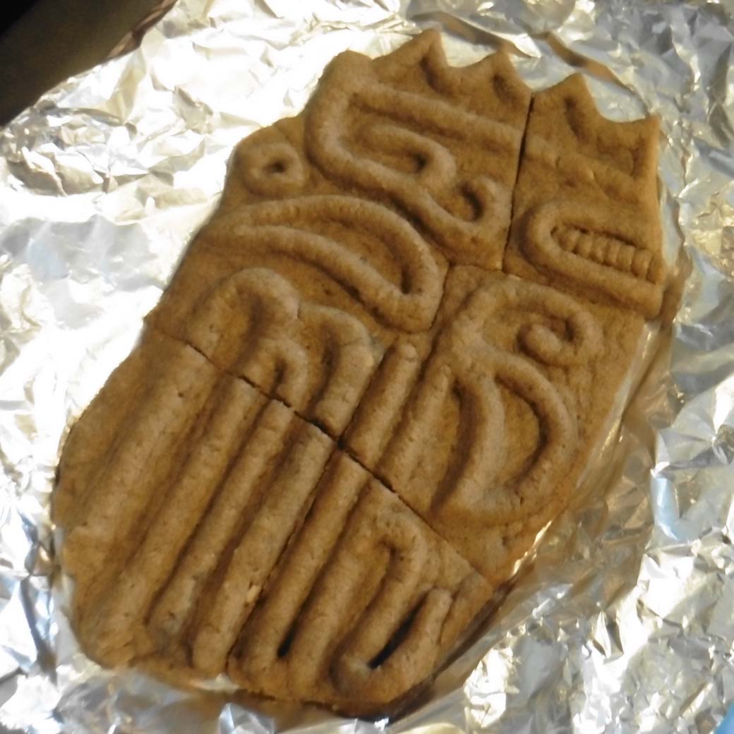 長岡市馬高縄文館◎火炎土器の破片クッキーをつくろう！