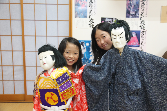 第51回　「文弥（ぶんや）人形」に夢中！〜佐渡人形芝居親子教室を体験〜
